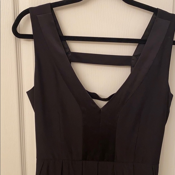 Black Bec&Em Dress - Picture 3 of 9